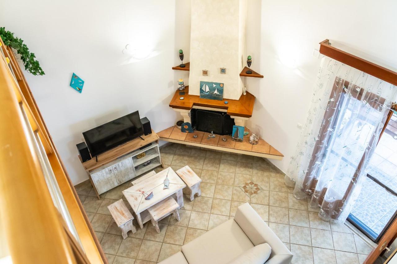 Papadogiannopoulos House Aigio Dış mekan fotoğraf