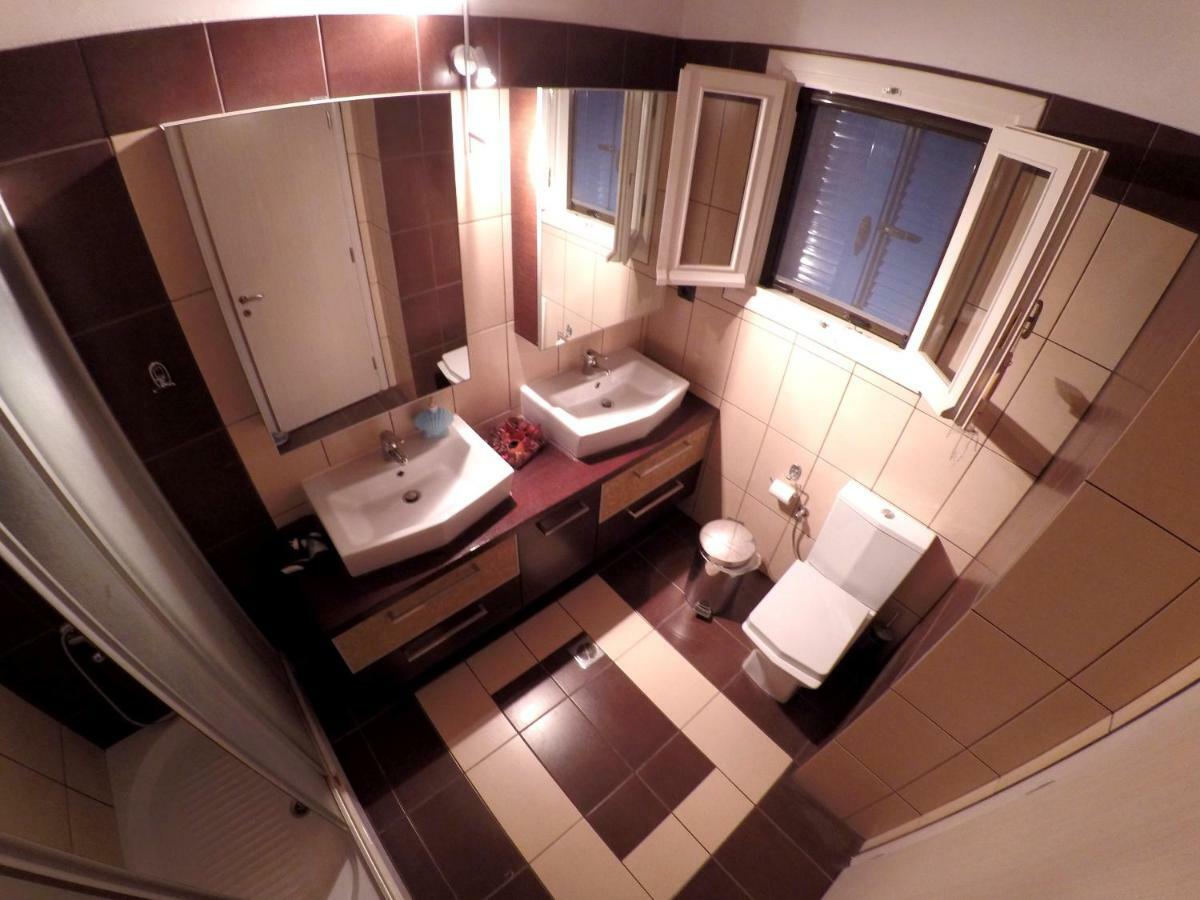 Papadogiannopoulos House Aigio Dış mekan fotoğraf